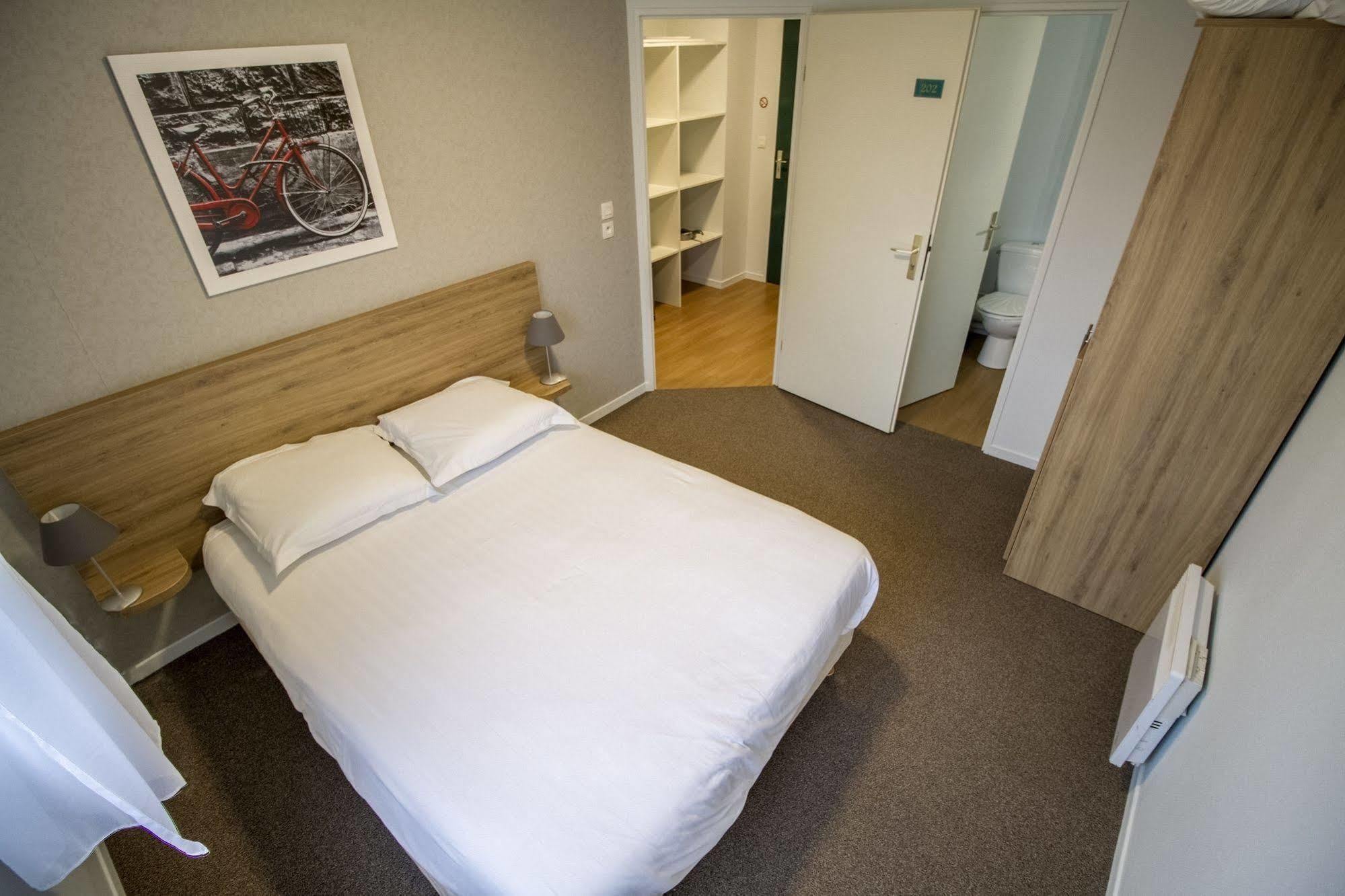 Kosy Appart'Hotel Le Champ De Mars Reims Exterior foto